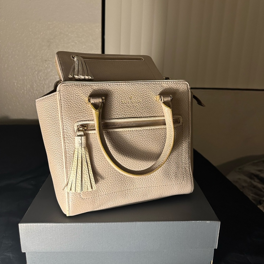 Elegant Cream Handbag & Wallet